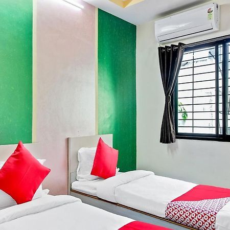 Oyo Flagship 48365 Hotel Shiva'S Castle Chalisgaon Εξωτερικό φωτογραφία