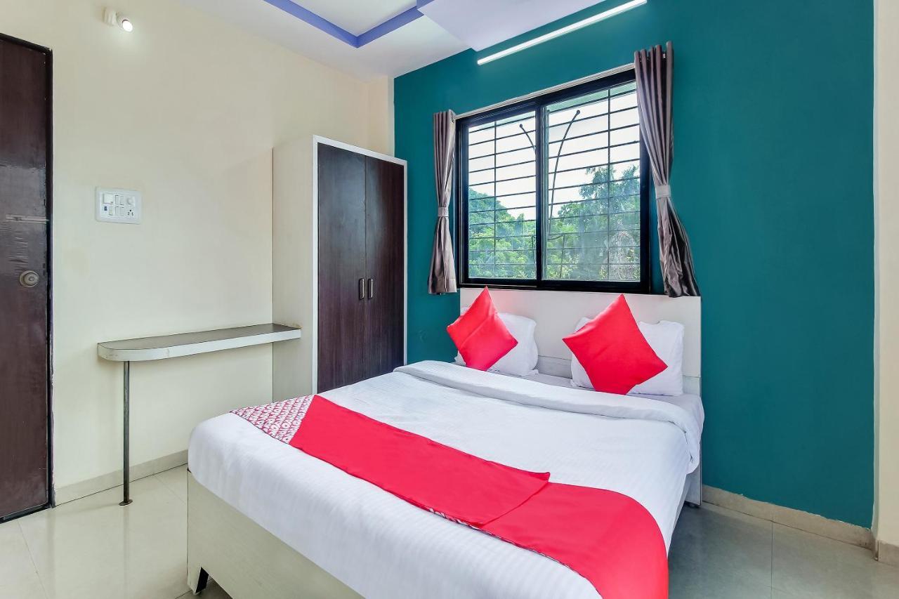 Oyo Flagship 48365 Hotel Shiva'S Castle Chalisgaon Εξωτερικό φωτογραφία